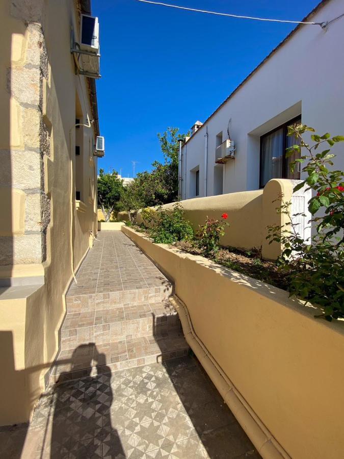 Shared House , Private Rooms With Garden Chania  Exterior photo