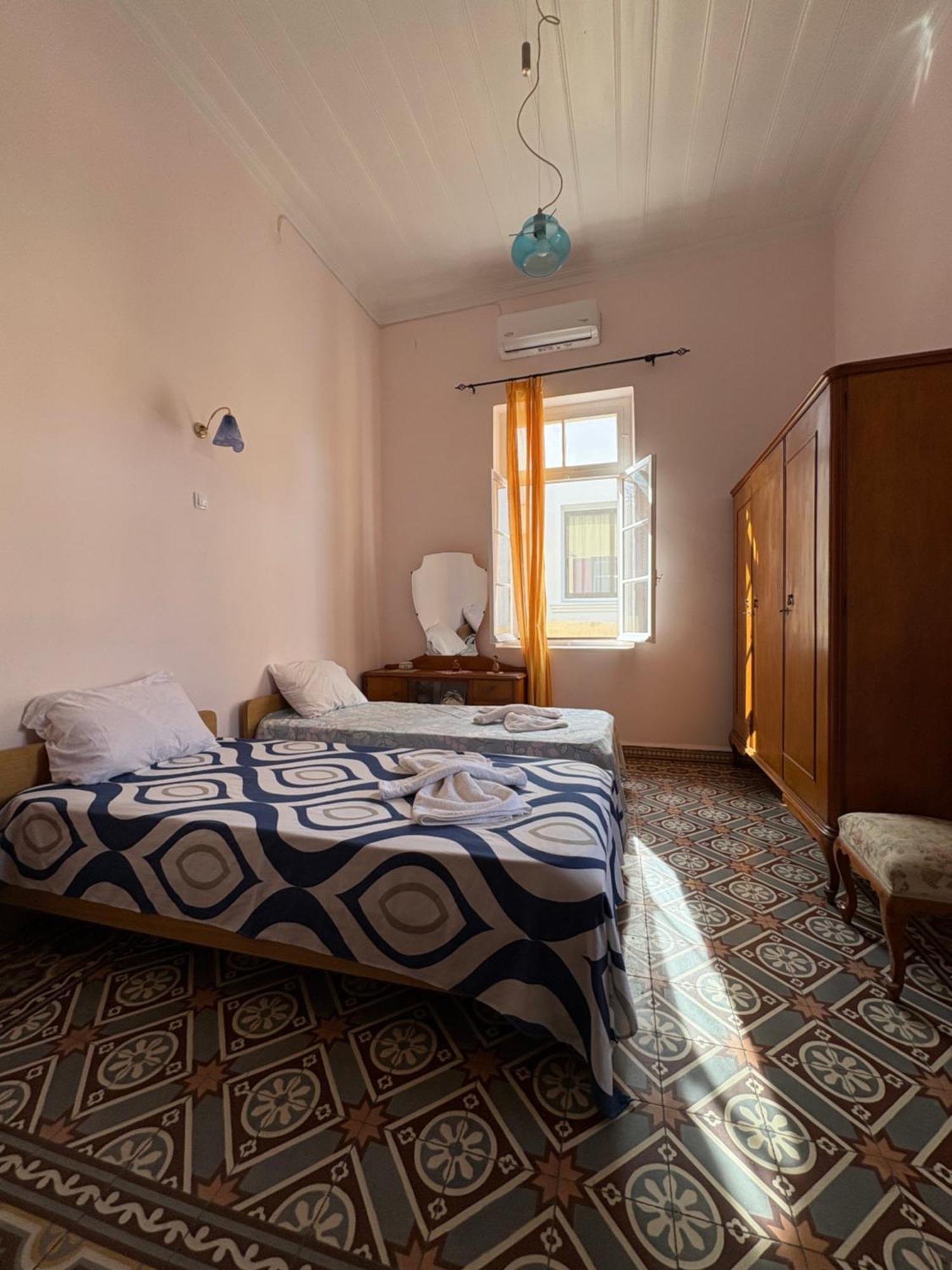 Shared House , Private Rooms With Garden Chania  Exterior photo